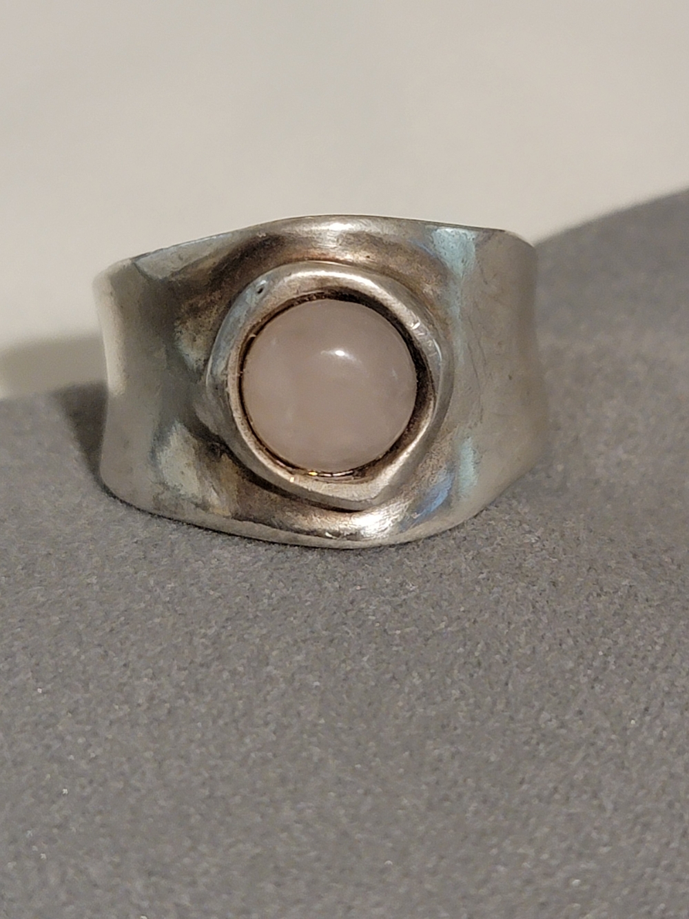 UNO de 50 Silver Plated Ring with Soft Pink Stone